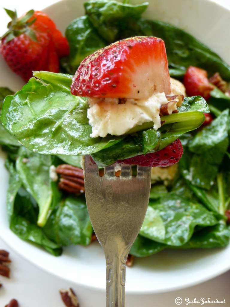 strawberry spinach salad