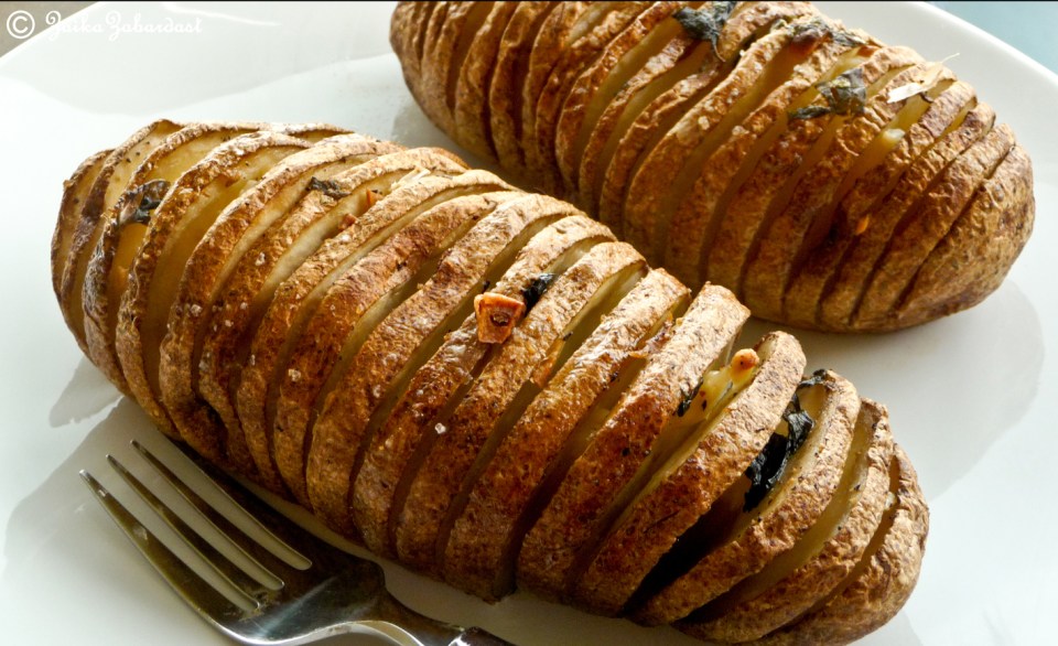 Freshly baked Swedish Potatoes